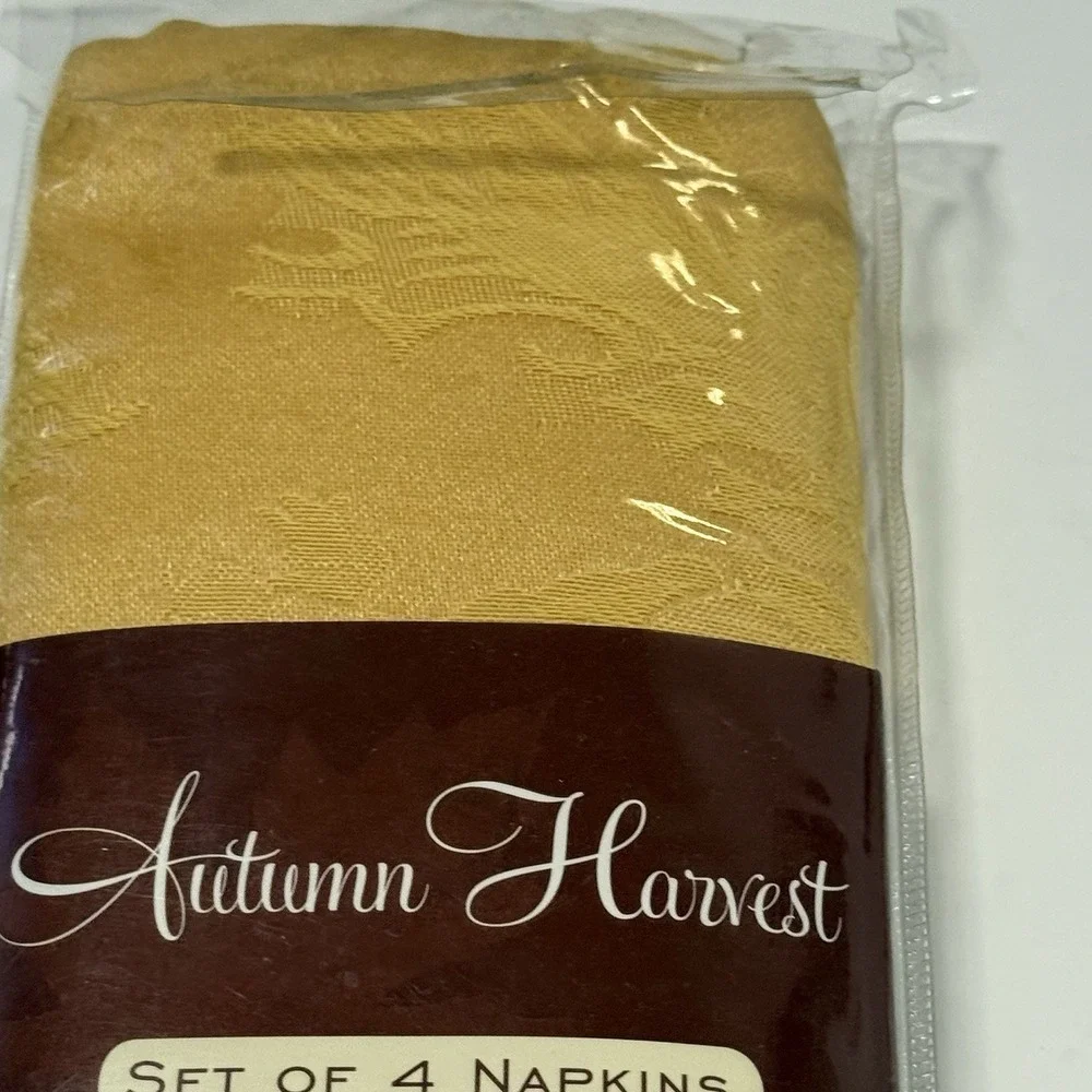 Autumn Harvest Gold See Of 4 Napkins 17x17